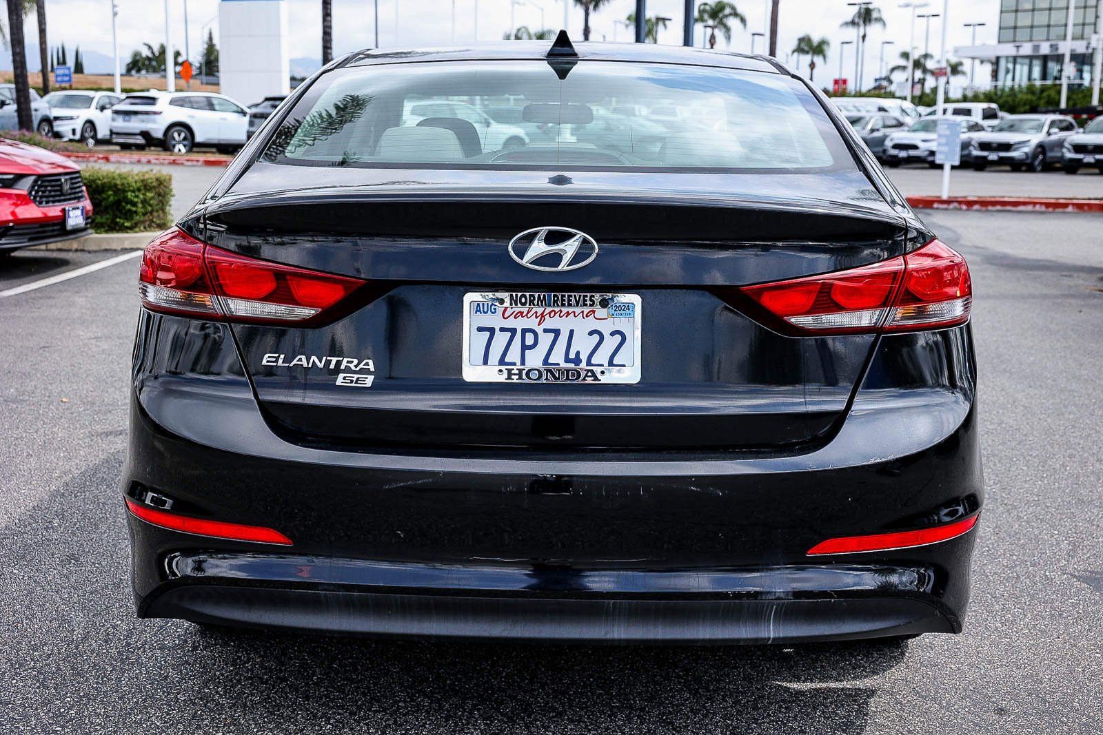 Used 2017 Hyundai Elantra SE image 6