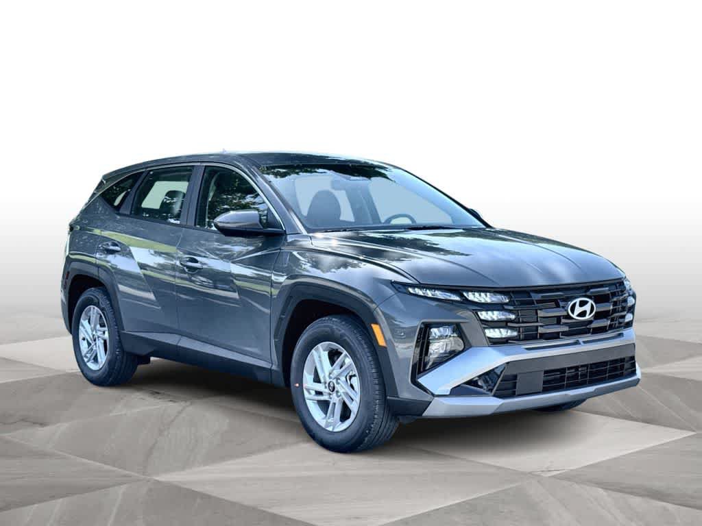 New 2026 Hyundai Tucson SE FWD image 2
