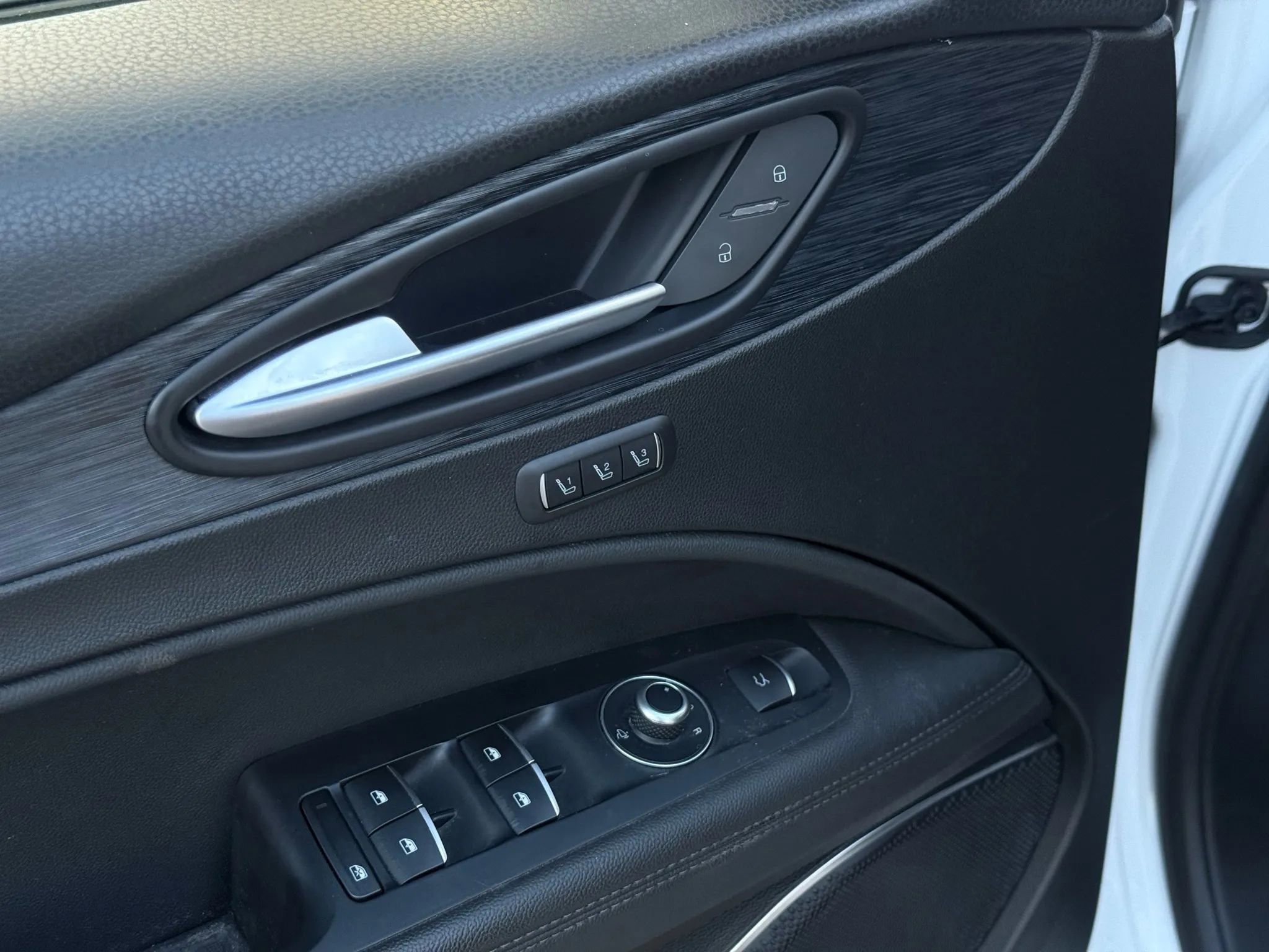 Used 2022 Alfa Romeo Stelvio Sprint image 20