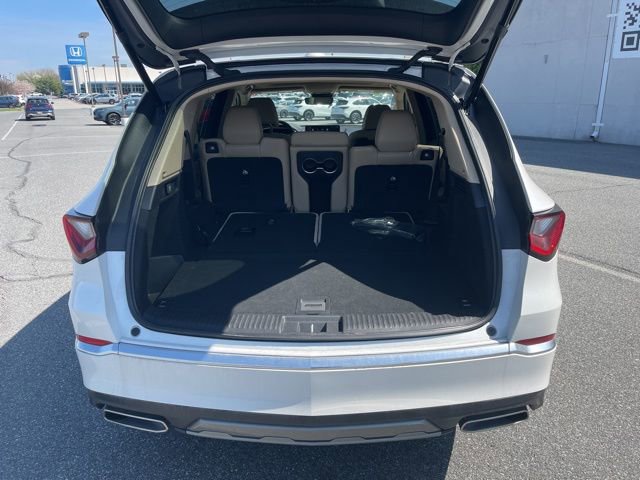 Used 2025 Acura MDX SH-AWD image 8