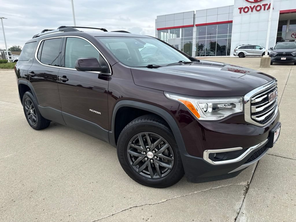 Used 2018 GMC Acadia SLT FWD image 2