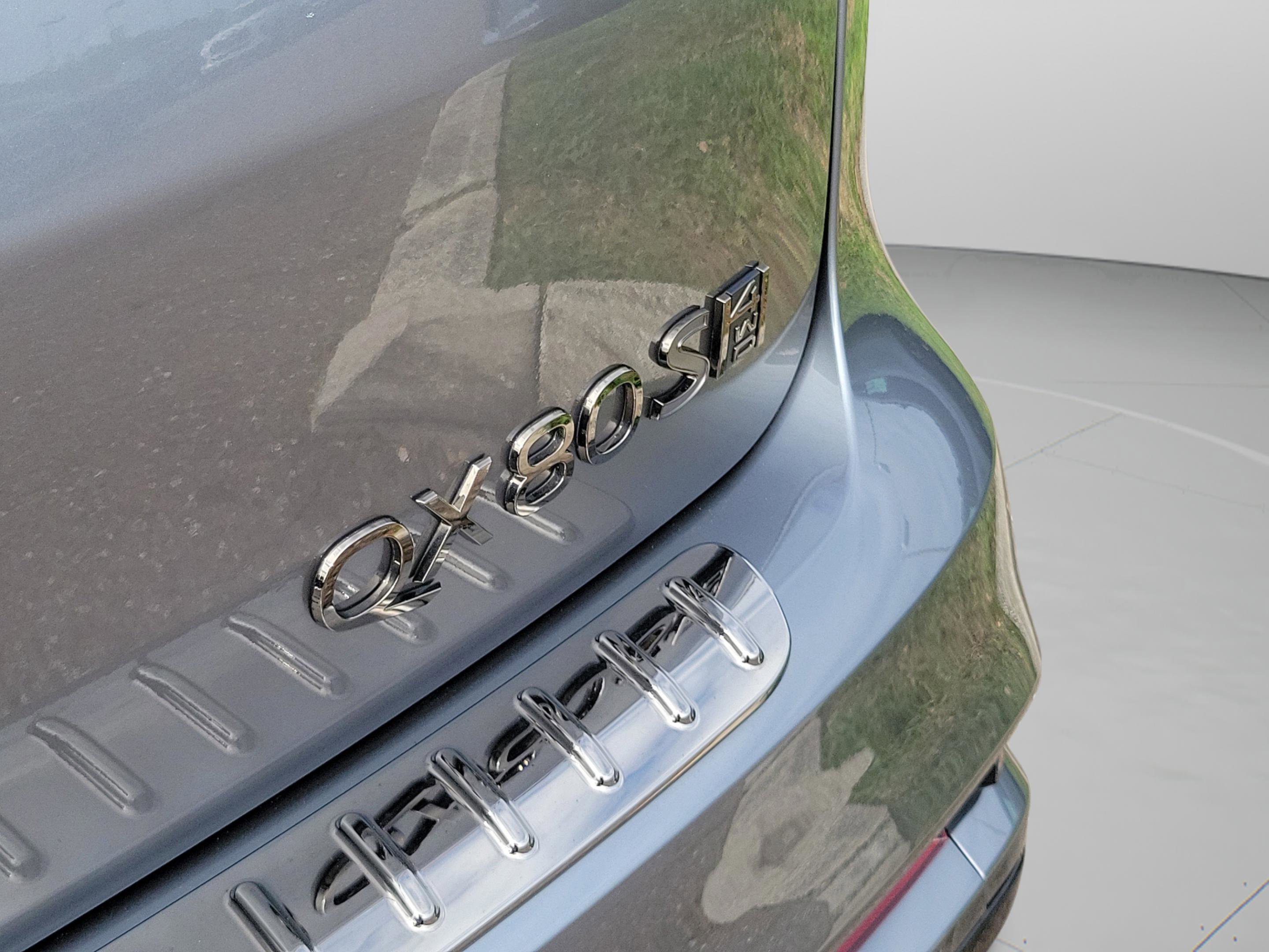 Certified 2026 INFINITI QX80 4WD w/ Sport Exterior Package image 7