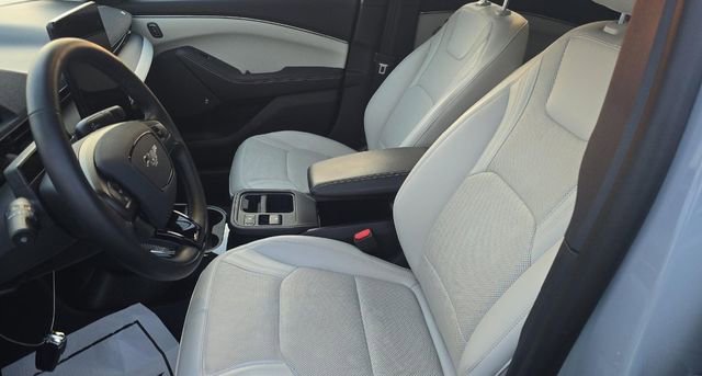 Certified 2025 Ford Mustang Mach-E Premium AWD/4WD image 6