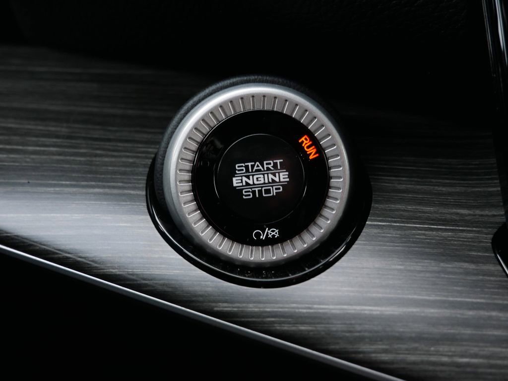 Used 2024 Jeep Wagoneer Series III image 25