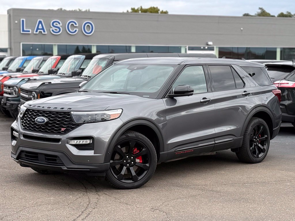 Certified 2022 Ford Explorer ST w/ Equipment Group 401A