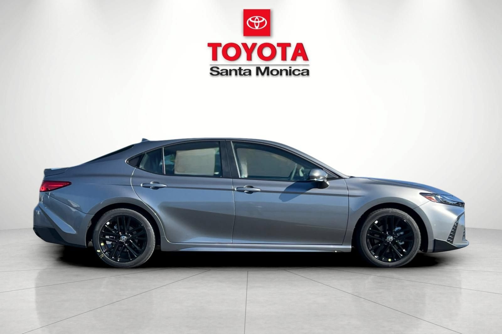 New 2026 Toyota Camry SE FWD image 2