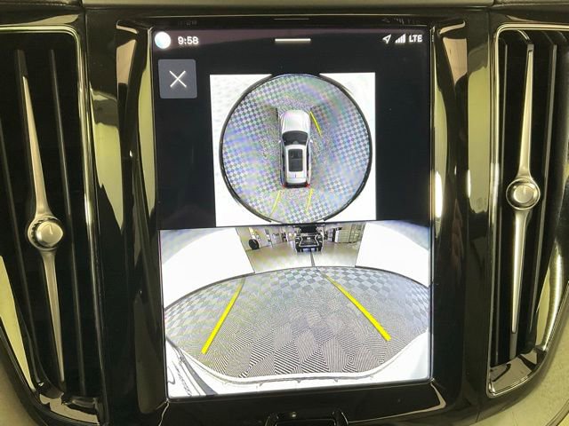Used 2025 Volvo XC60 B5 Ultra w/ Protection Package Premier image 11