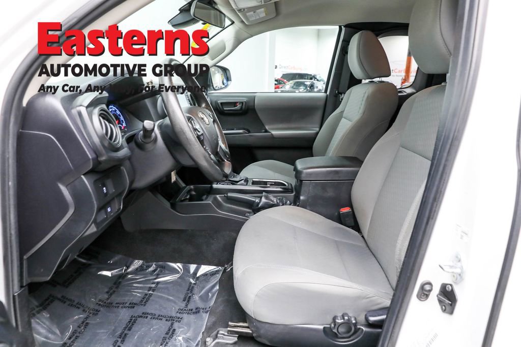 Used 2022 Toyota Tacoma SR image 14