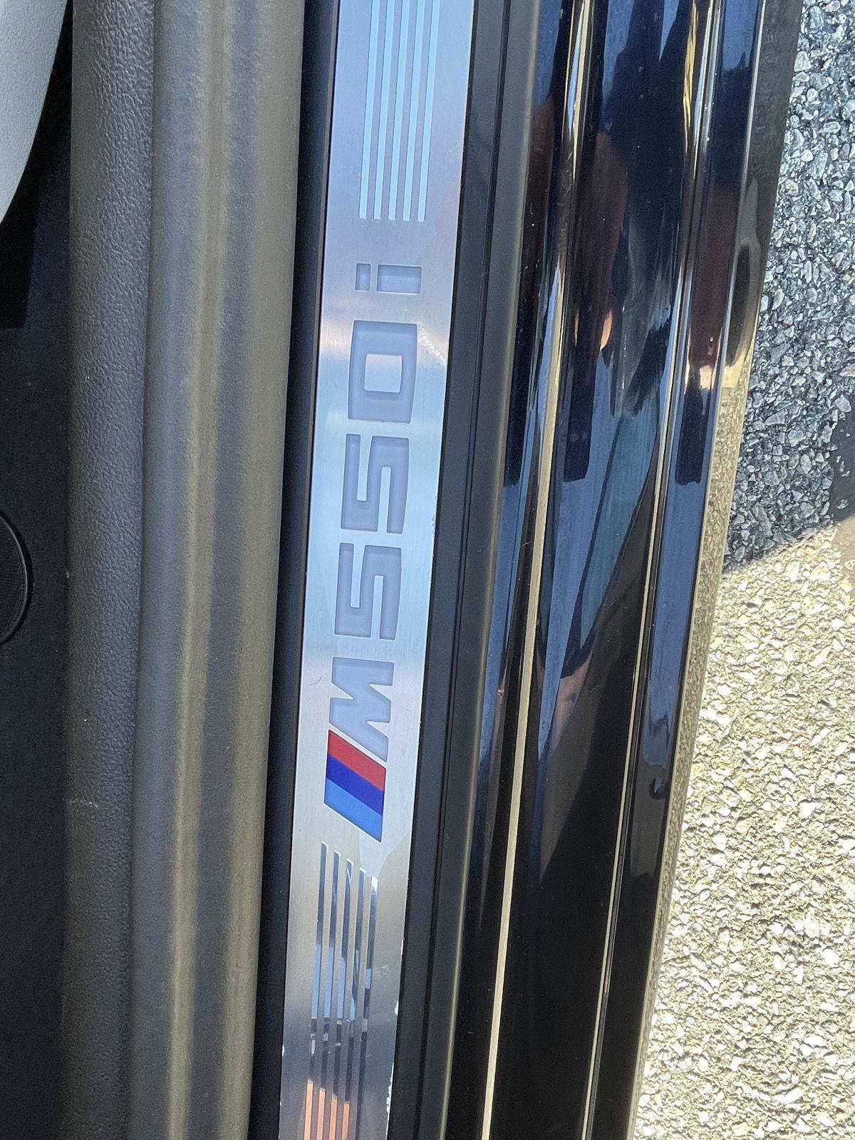 Used 2023 BMW M550i xDrive w/ Executive Package image 15