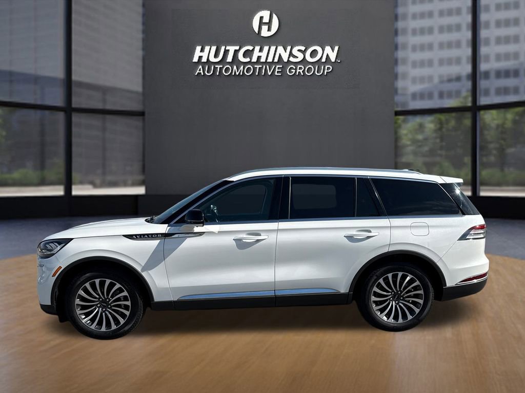 Used 2023 Lincoln Aviator Reserve image 8