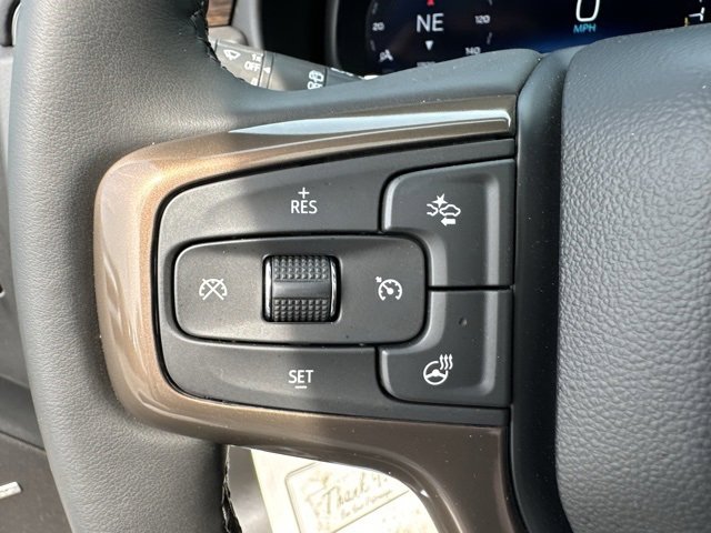 Used 2024 Chevrolet Tahoe High Country w/ Premium Package image 25