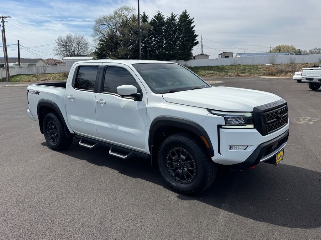 Used 2023 Nissan Frontier PRO-4X w/ Pro-4X Premium Package AWD/4WD image 2