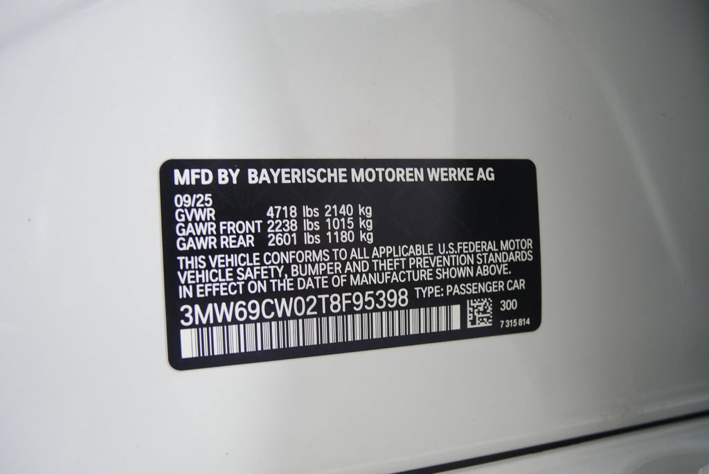 Used 2026 BMW 330i Sedan w/ Convenience Package RWD image 28