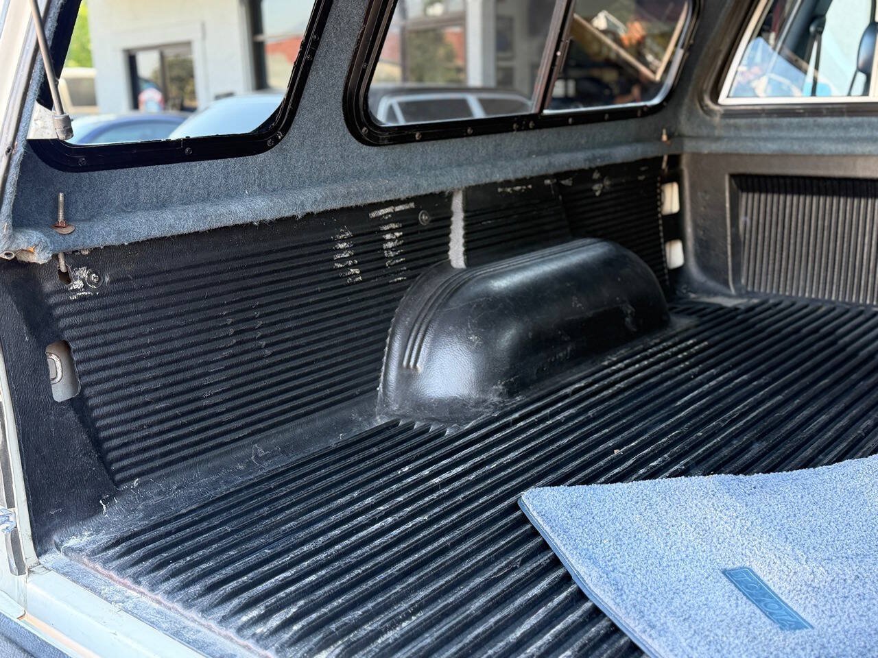 Used 1992 Toyota Pickup Deluxe AWD/4WD image 40