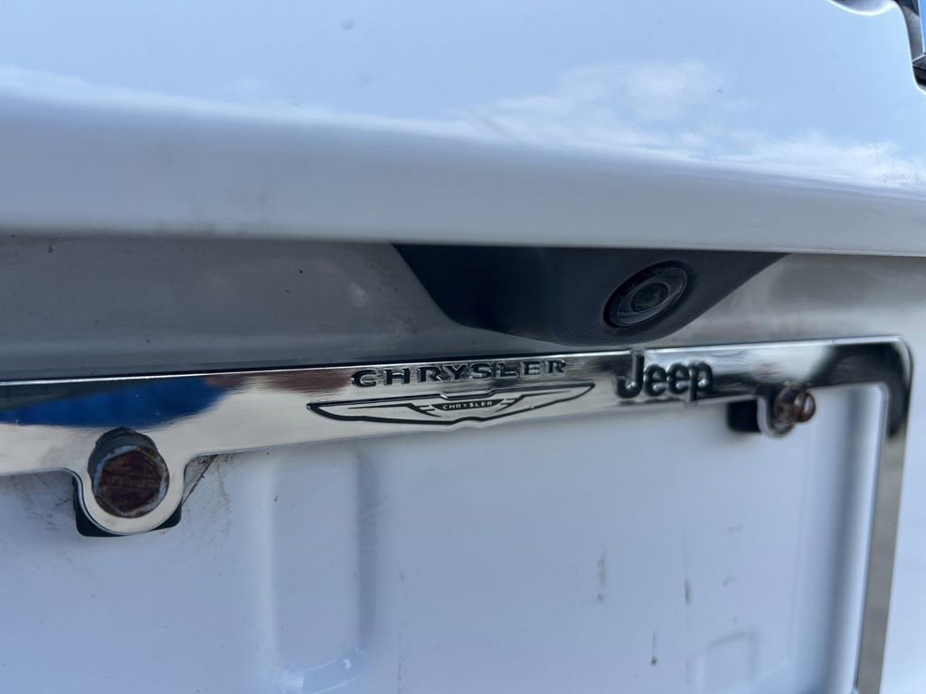 Used 2019 Jeep Grand Cherokee Limited image 20