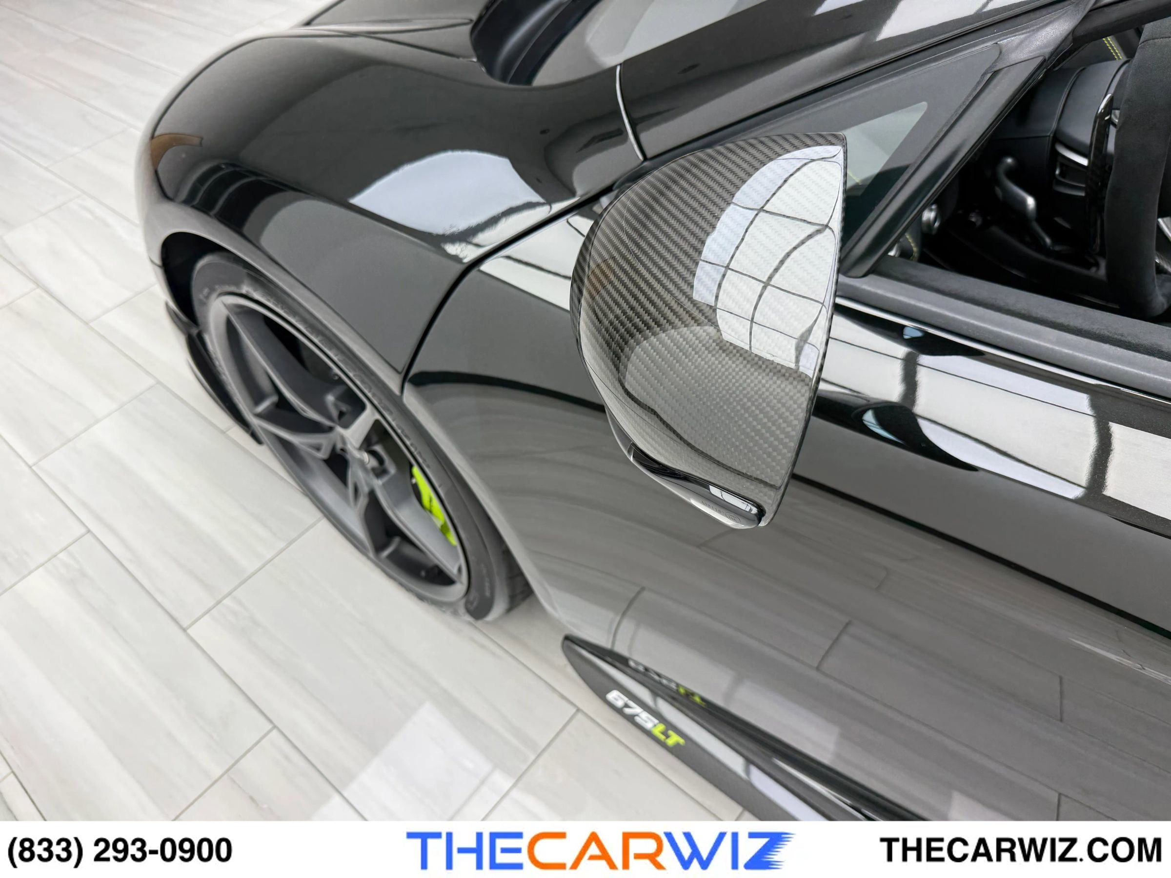 Used 2016 McLaren 675LT Spider image 12