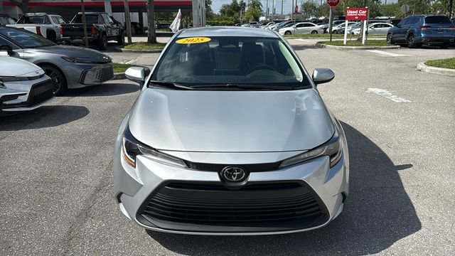 Certified 2025 Toyota Corolla LE FWD image 2
