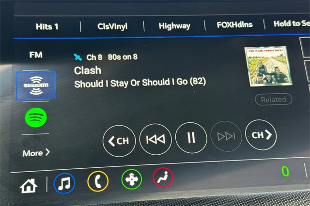 Used 2022 Buick Envision Essence w/ Sport Touring Package image 26