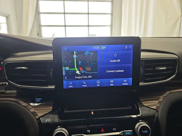 Certified 2023 Ford Explorer Limited w/ Class IV Trailer Tow Package AWD/4WD image 18