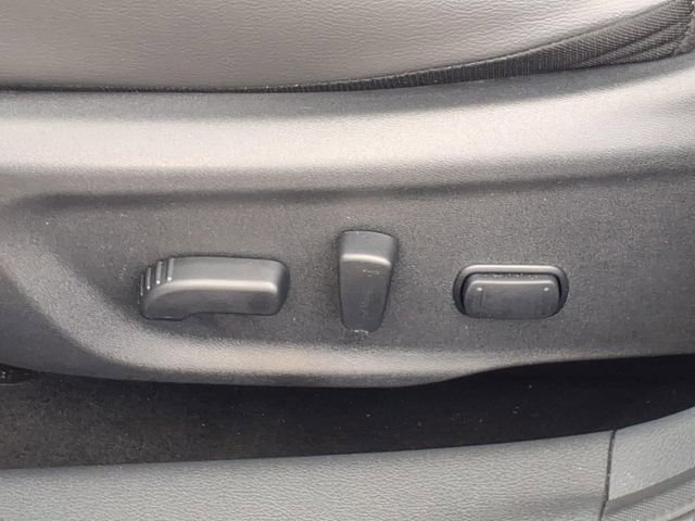 Certified 2025 Nissan Sentra SR w/ SR Premium Package FWD image 18