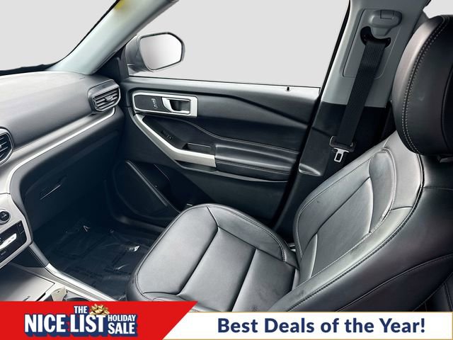 Used 2022 Ford Explorer XLT w/ Equipment Group 202A image 24
