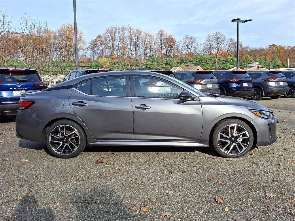 Certified 2025 Nissan Sentra SR image 8