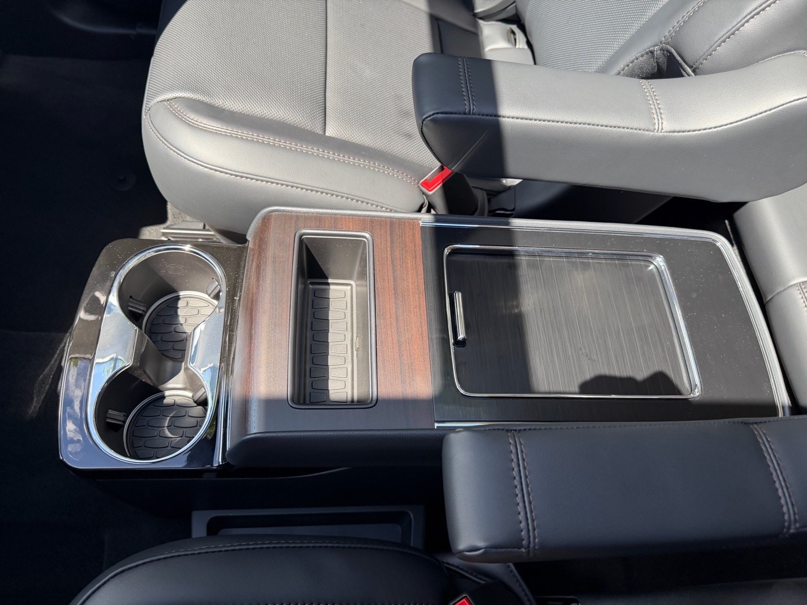 New 2026 Lincoln Aviator Reserve AWD/4WD image 21