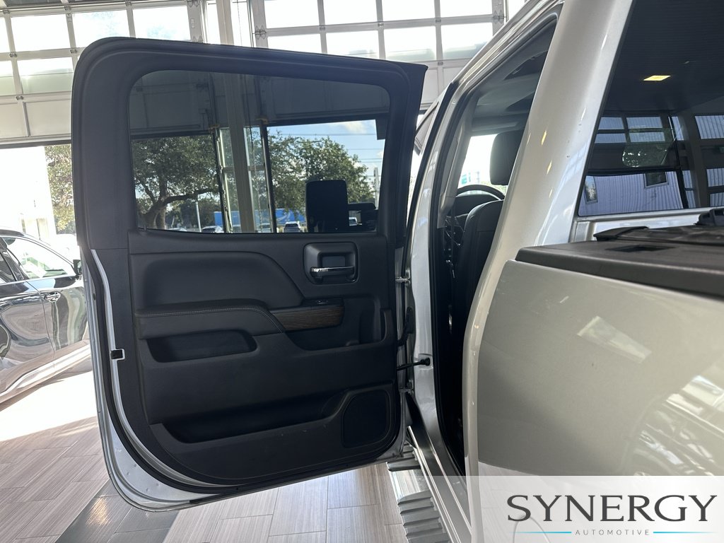 Used 2019 GMC Sierra 3500 Denali w/ Duramax Plus Package AWD/4WD image 26