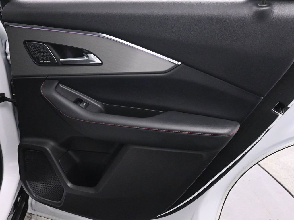 Used 2024 Acura ZDX A-Spec image 16