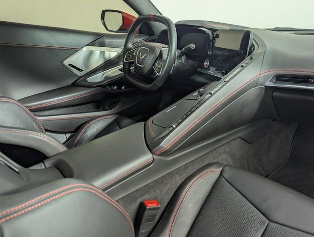 Used 2020 Chevrolet Corvette Stingray Premium Cpe w/ 3LT Preferred Equipment Group image 23