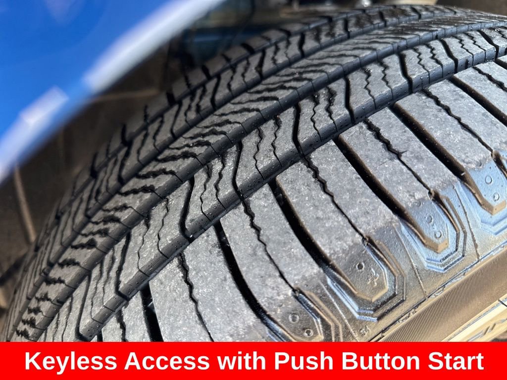 Used 2023 Mercedes-Benz GLC 300 4MATIC image 11