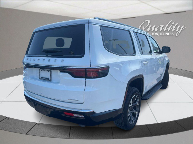 Used 2024 Jeep Wagoneer Series III AWD/4WD image 4