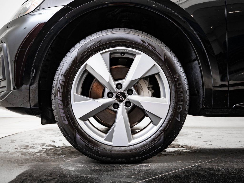 Certified 2025 Audi Q5 2.0T Premium w/ Convenience Plus Package image 13