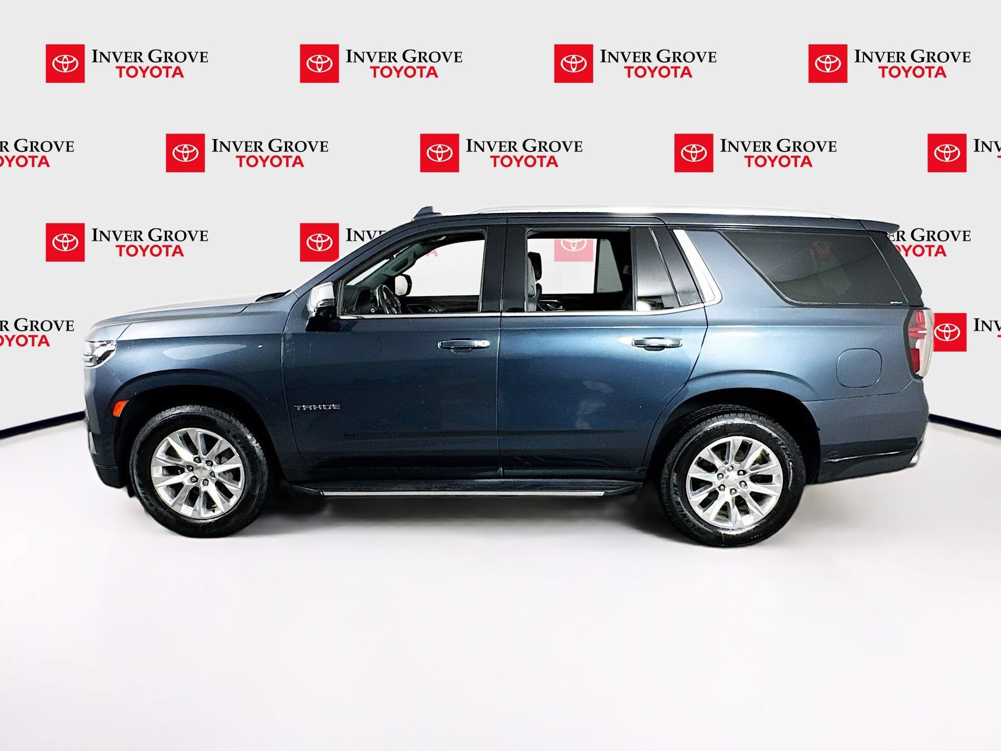 Used 2021 Chevrolet Tahoe Premier w/ Premium Package AWD/4WD image 8