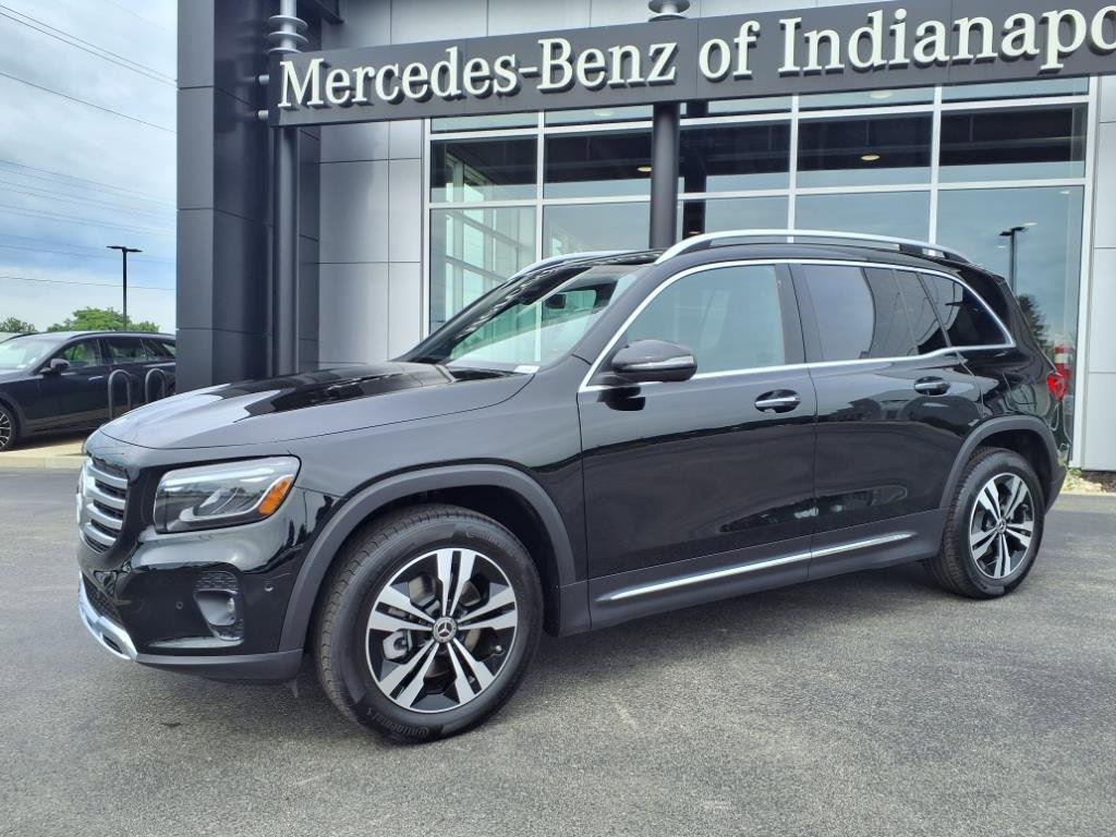 New 2025 Mercedes-Benz GLB 250 4MATIC image 2