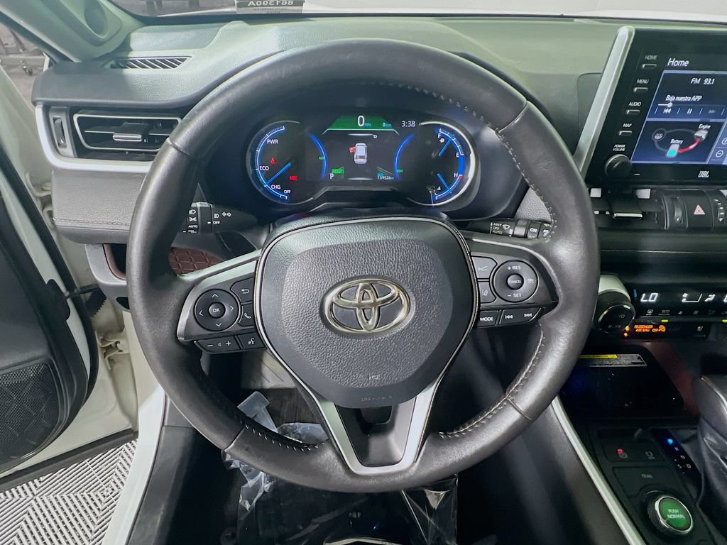Used 2020 Toyota RAV4 Limited AWD/4WD image 10
