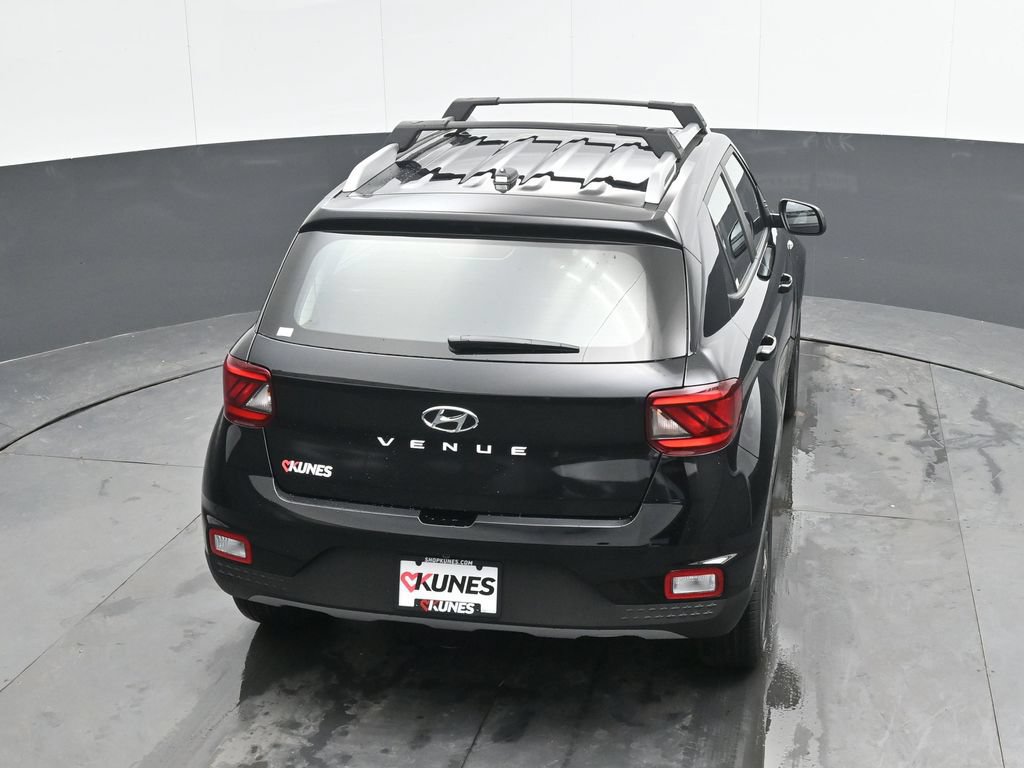 New 2026 Hyundai Venue SEL FWD image 28