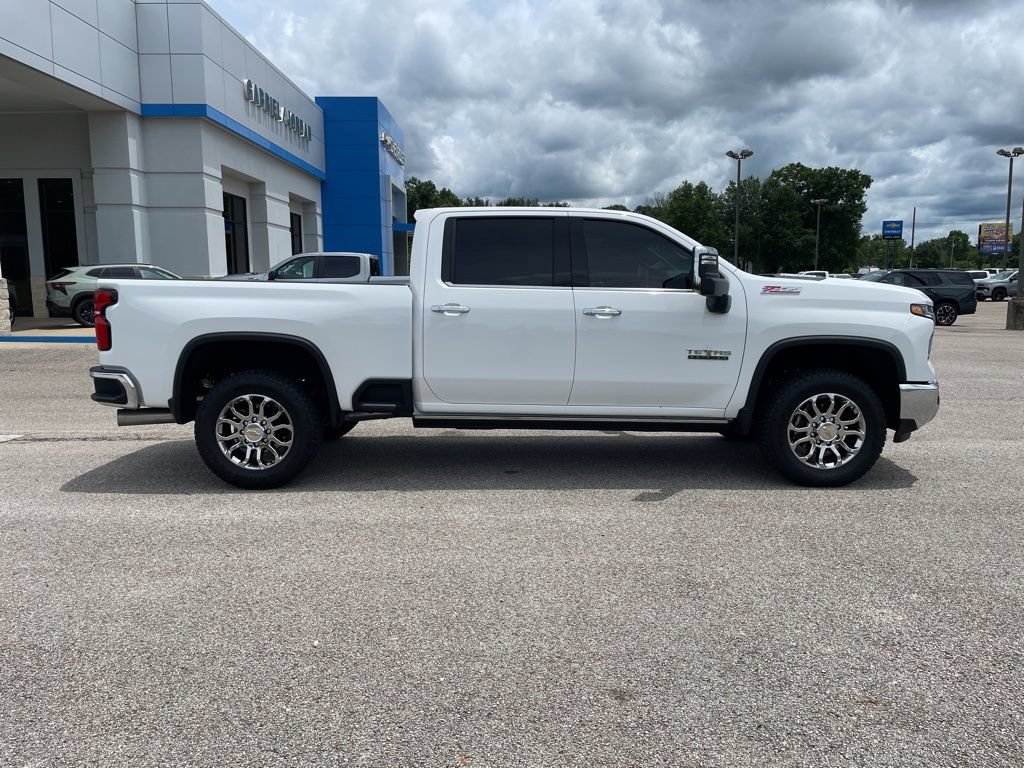 New 2026 Chevrolet Silverado 3500 LTZ w/ LTZ Premium Texas Edition AWD/4WD image 6