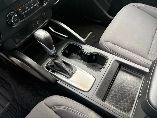 Used 2024 Nissan Frontier SV image 24