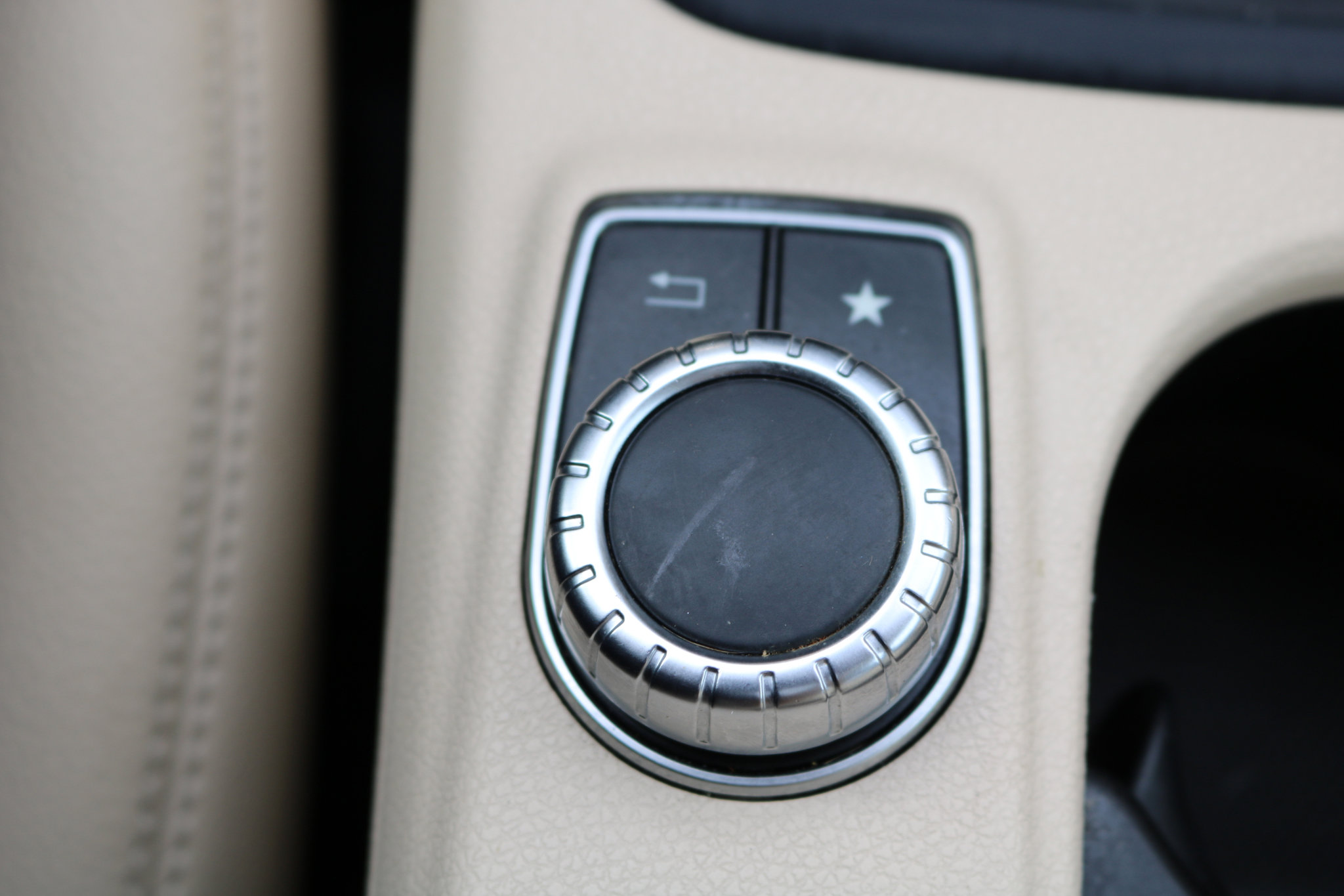 Used 2016 Mercedes-Benz GLA 250 image 28