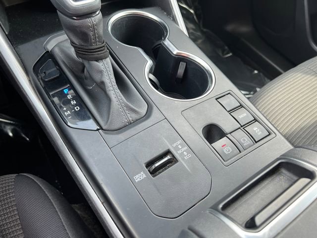 Certified 2025 Toyota Highlander LE image 25