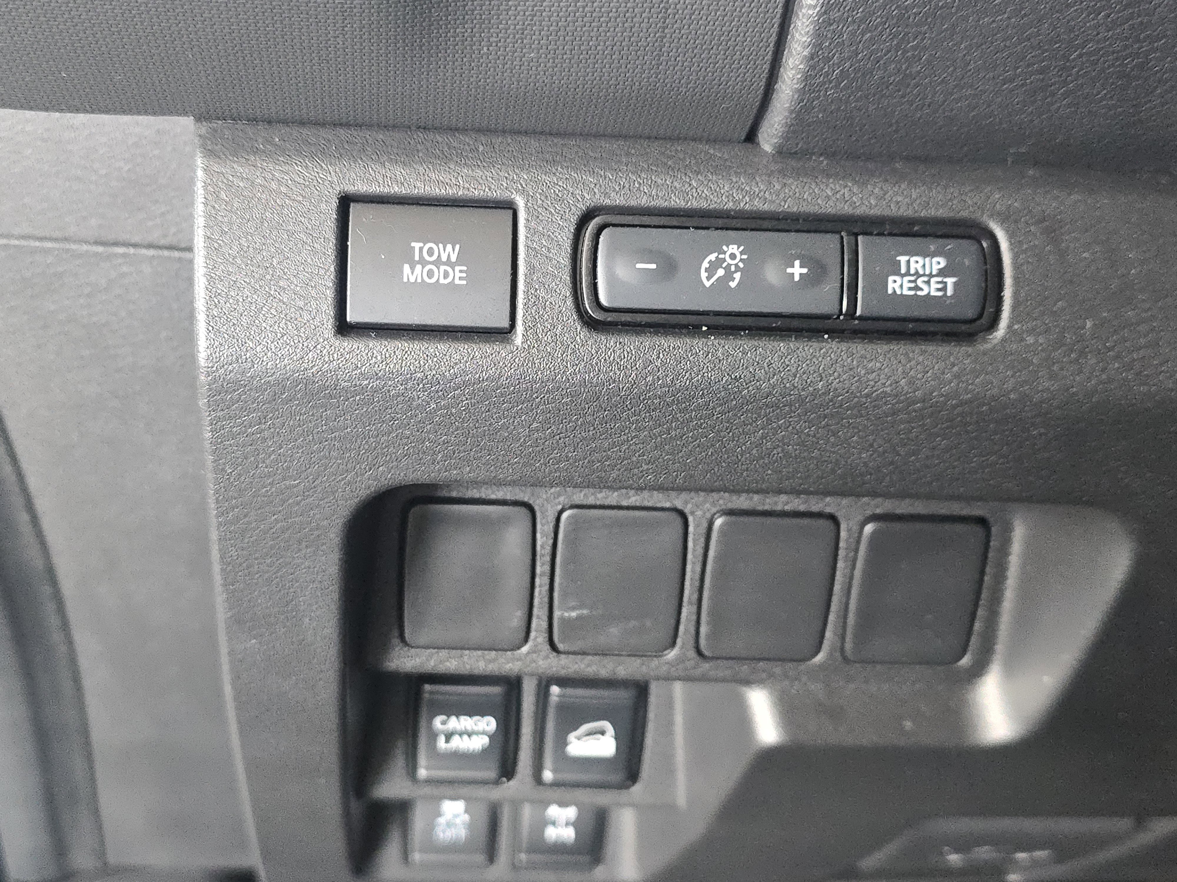 Used 2024 Nissan Frontier PRO-4X w/ Off-Road Protection Package image 15