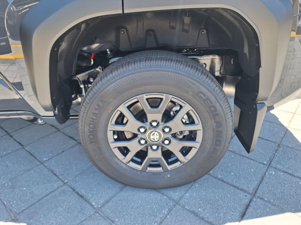 New 2026 Toyota 4Runner SR5 AWD/4WD image 14