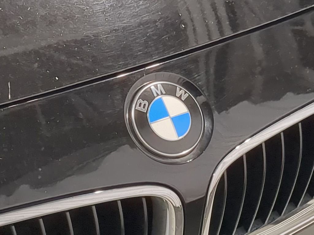 Used 2014 BMW 320i xDrive Sedan image 15