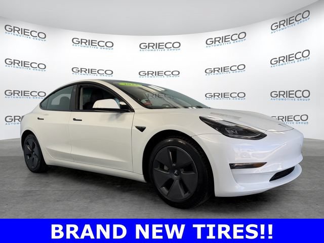 Used 2023 Tesla Model 3 Standard Range RWD video 1
