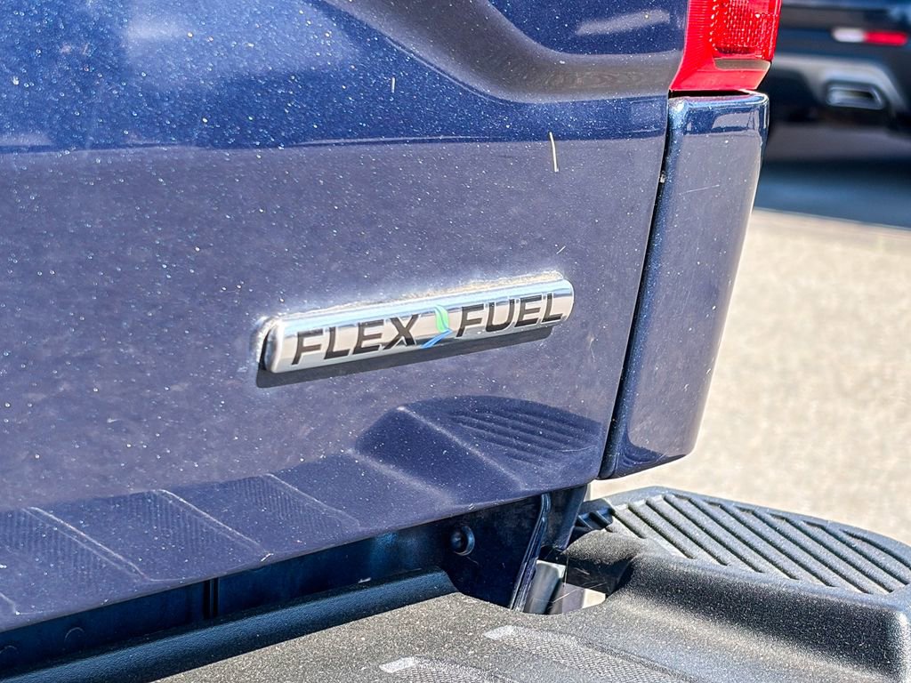 Used 2015 Ford F150 XLT w/ Equipment Group 302A Luxury image 11