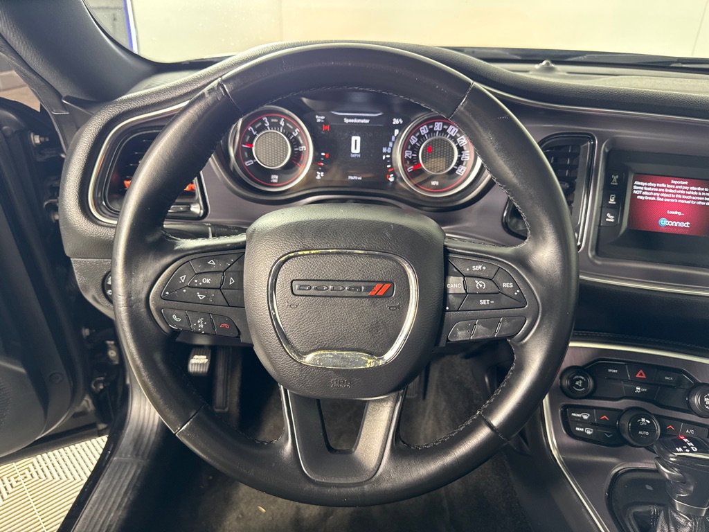 Used 2016 Dodge Challenger SXT image 16