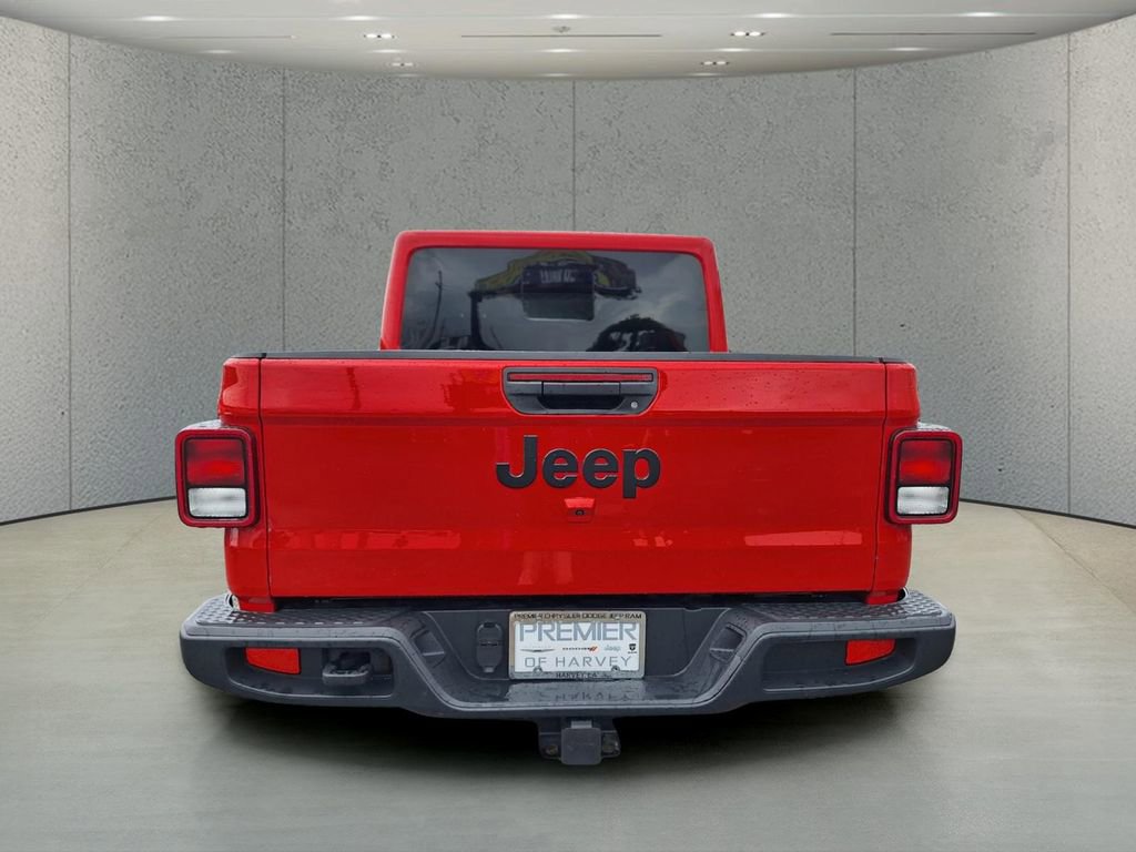 Used 2024 Jeep Gladiator Sport AWD/4WD image 4