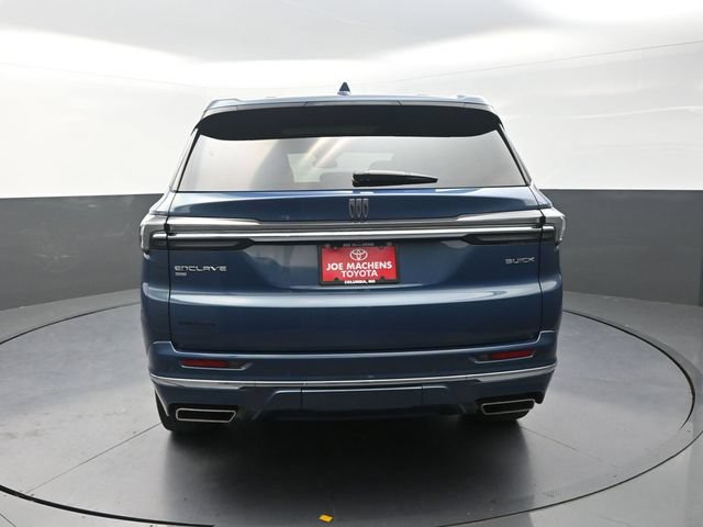 Used 2025 Buick Enclave Avenir AWD/4WD image 7
