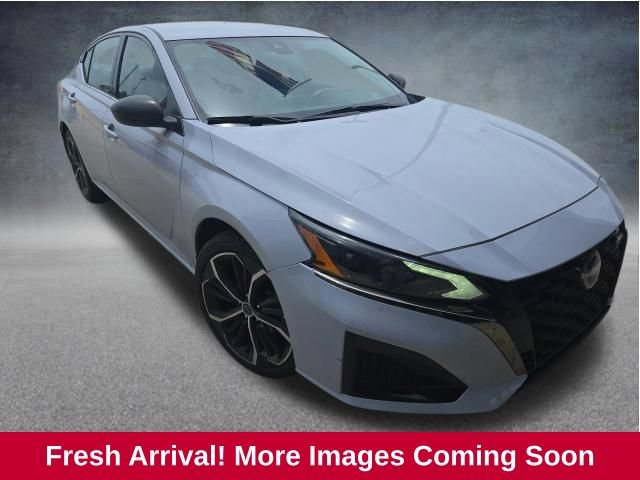 Used 2024 Nissan Altima 2.5 SR FWD 360° Tour